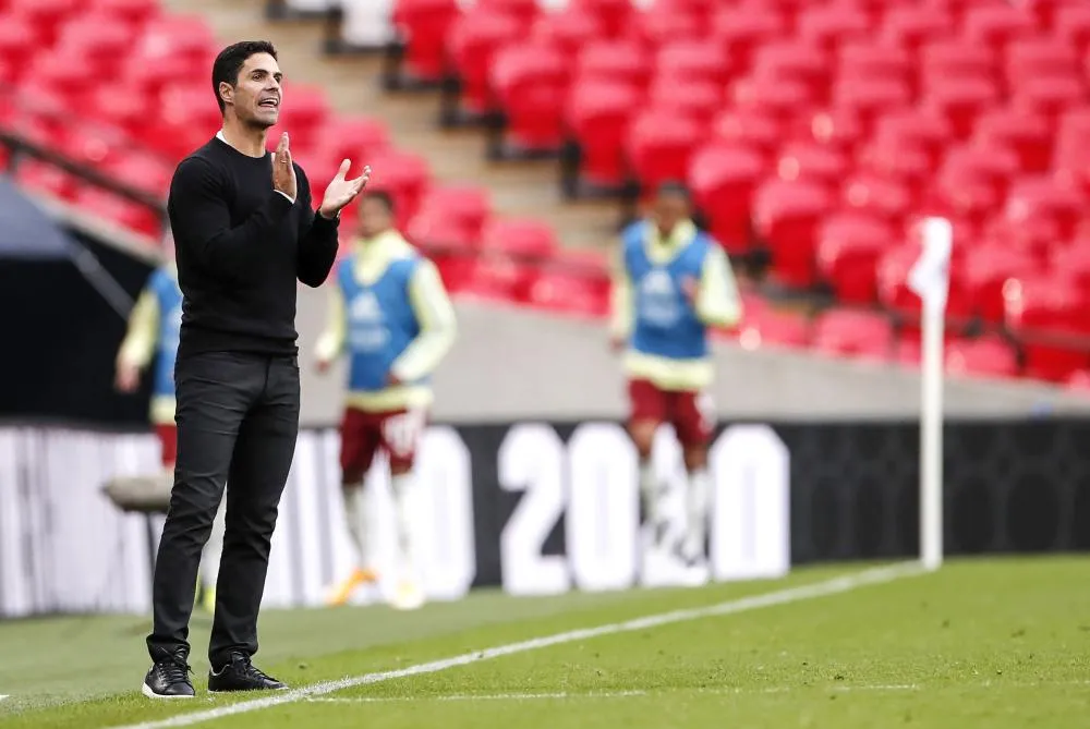 Mikel Arteta promu par Arsenal