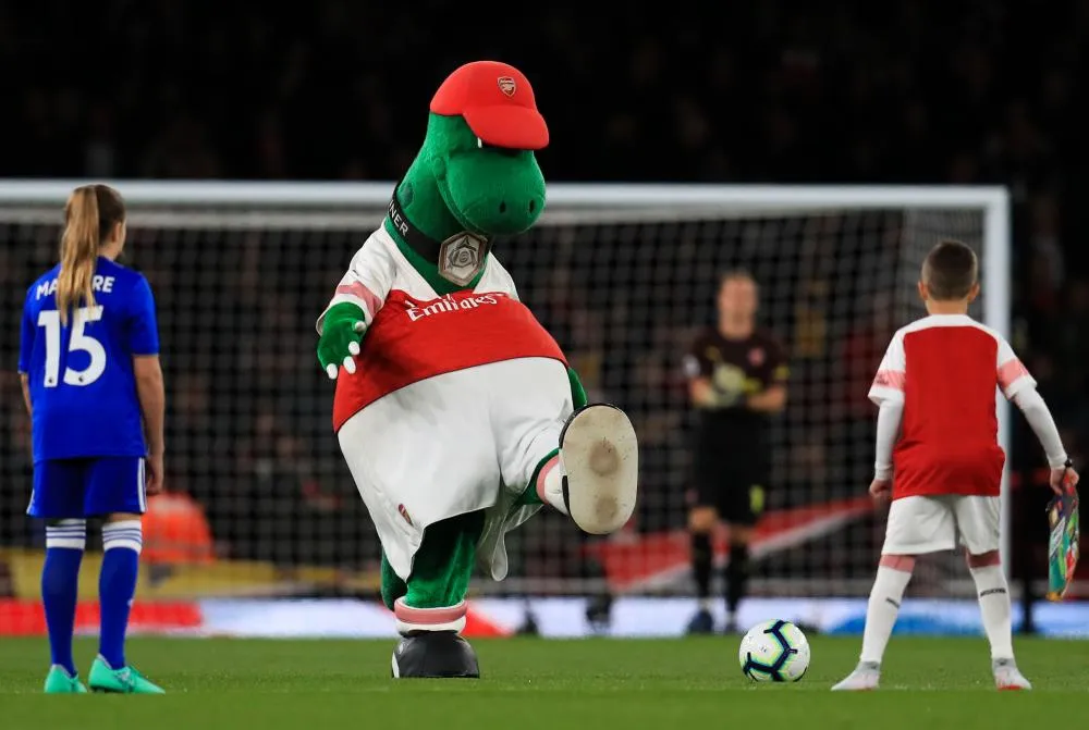 Le Zénith propose à Gunnersaurus de venir à Saint-Pétersbourg