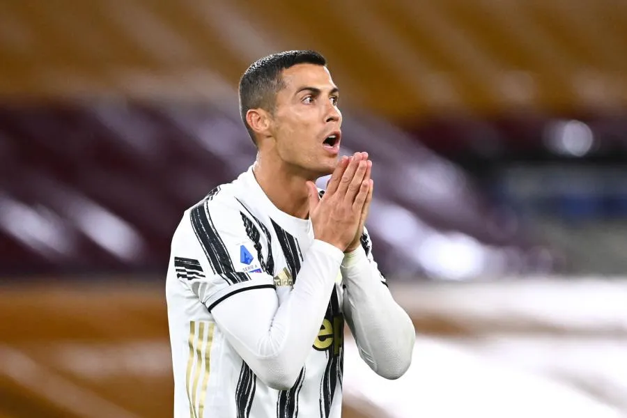 Cristiano Ronaldo épinglé pour avoir rompu l’isolement