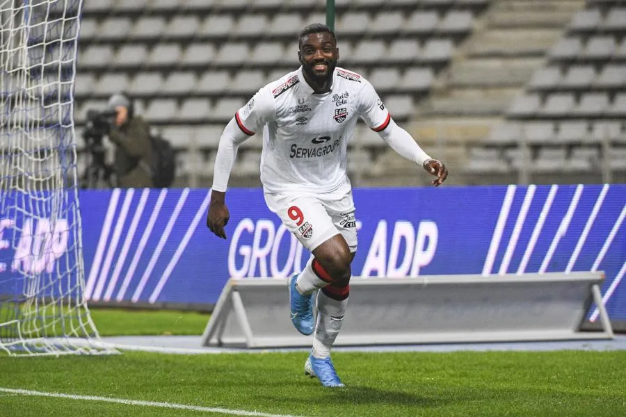 Frantzdy Pierrot : «<span style="font-size:50%">&nbsp;</span>Je voudrais devenir un agent du FBI à la fin de ma carrière<span style="font-size:50%">&nbsp;</span>»