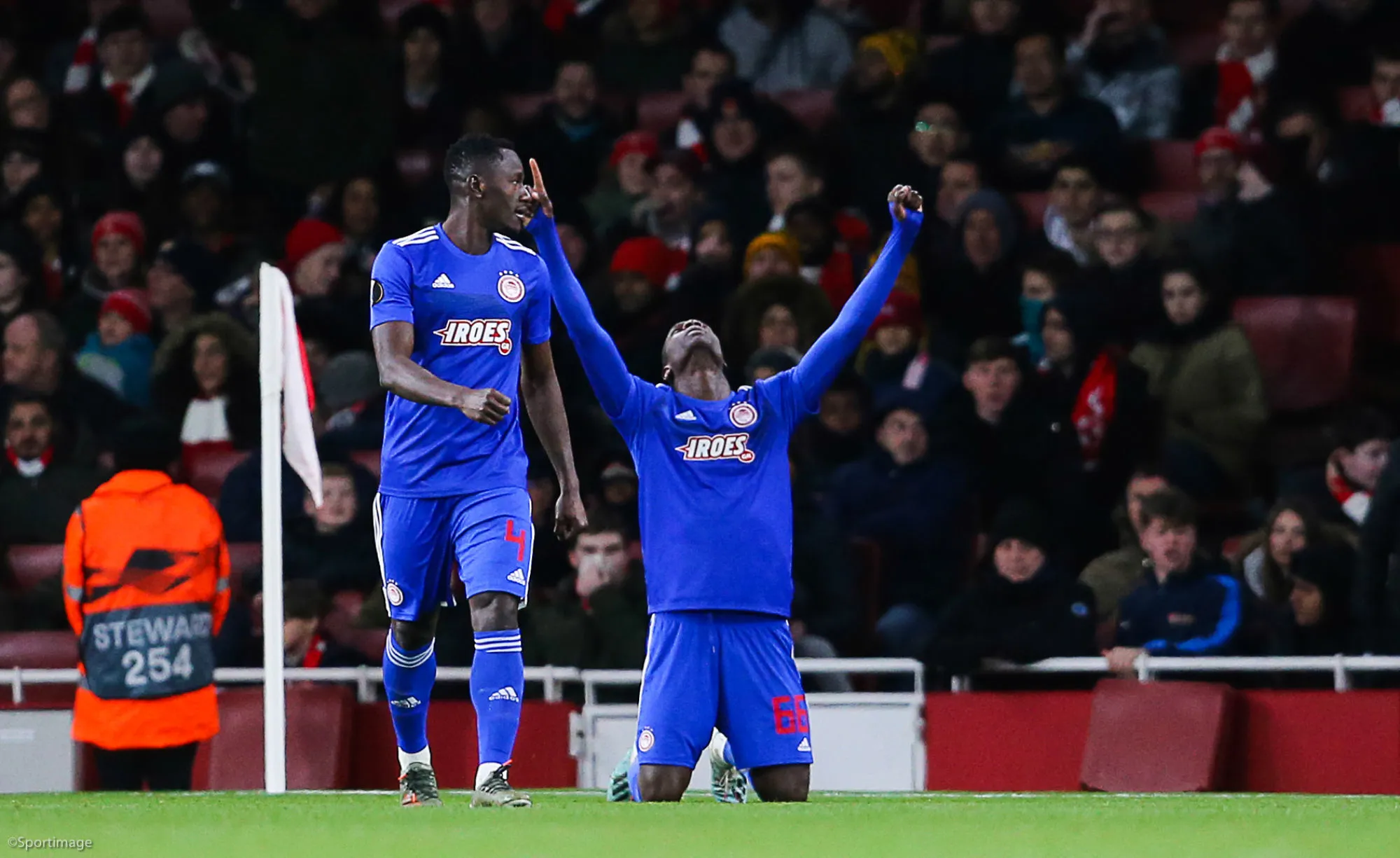 Comment expliquer la filiale Olympiakos-Ajaccio et ses transferts ?