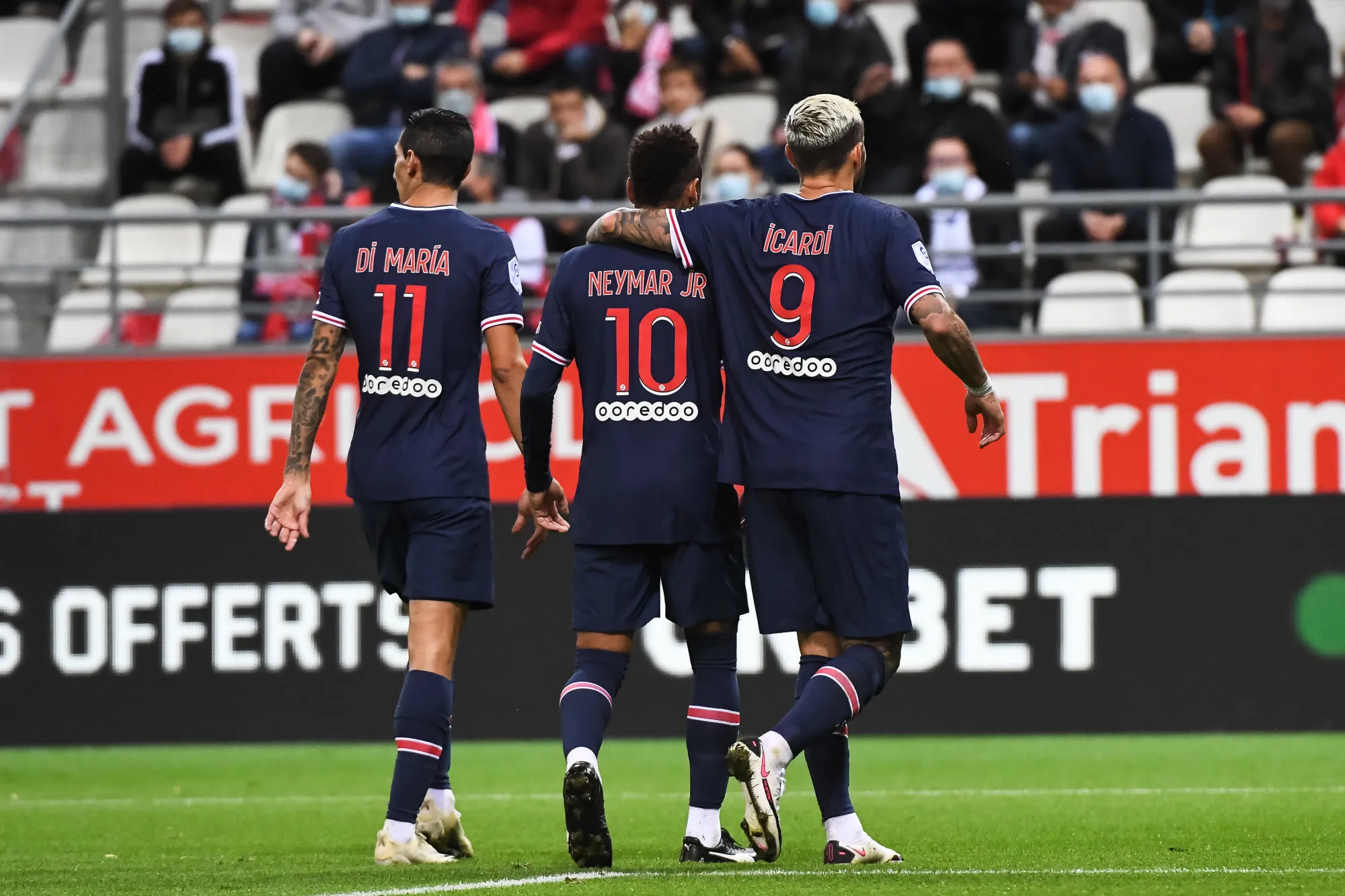 Le Paris Saint-Germain enchaîne une troisième victoire à Reims