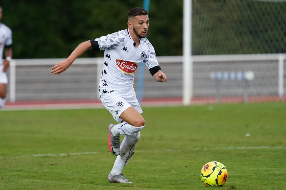 El Melali condamné à six mois de prison avec sursis pour exhibition sexuelle