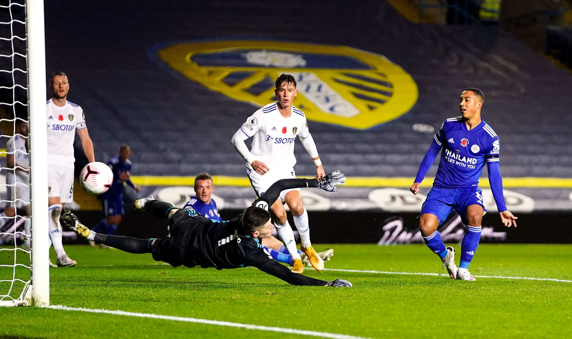 Leicester calme Leeds