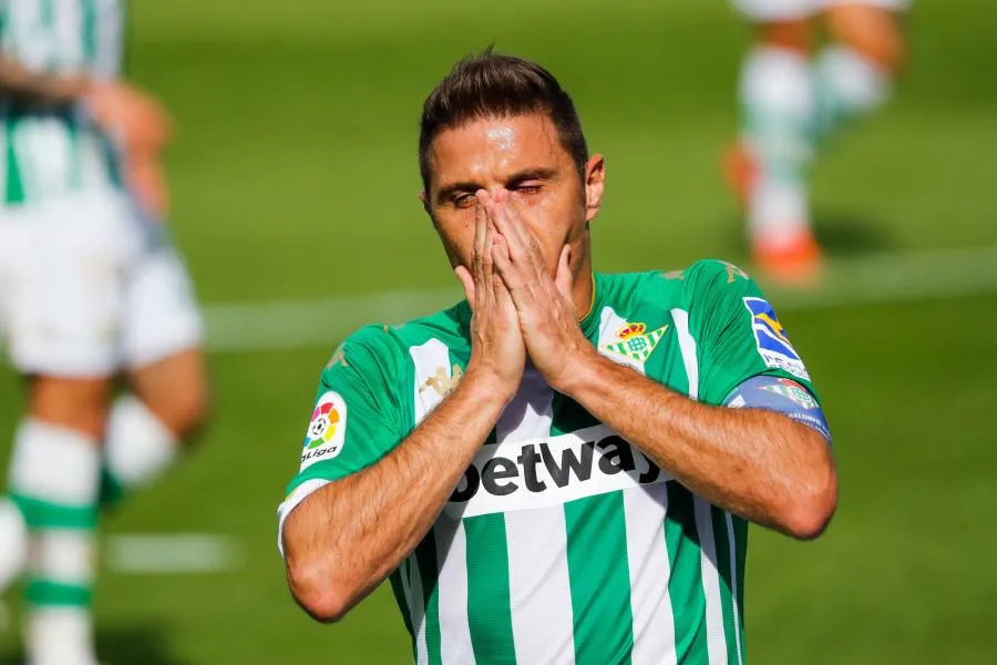 Joaquín allume Koeman