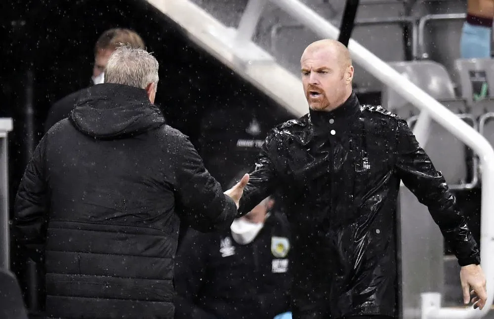 Sean Dyche trouve que les huis clos pèsent sur les décisions arbitrales<span style="font-size:50%">&nbsp;</span>»