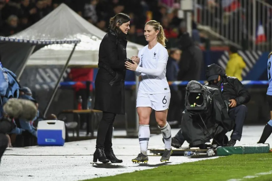 Corinne Diacre rappelle Amandine Henry chez les Bleues