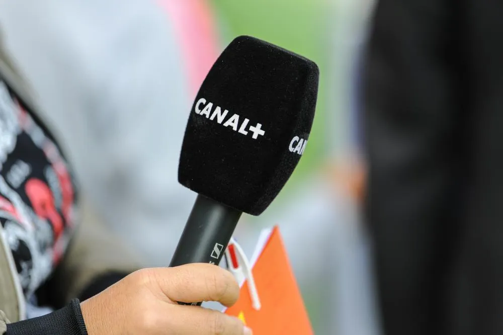 Canal + pourrait proposer une offre pour racheter les droits de la Ligue 1