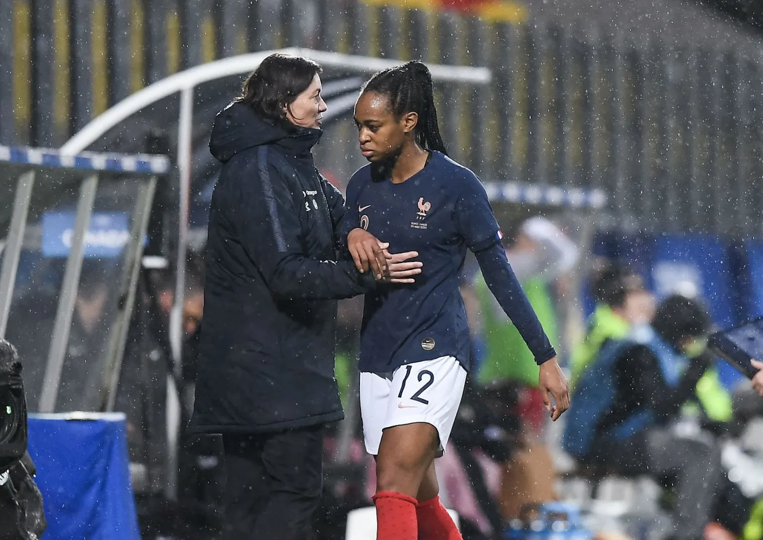 Bleues : un clash, et ça repart