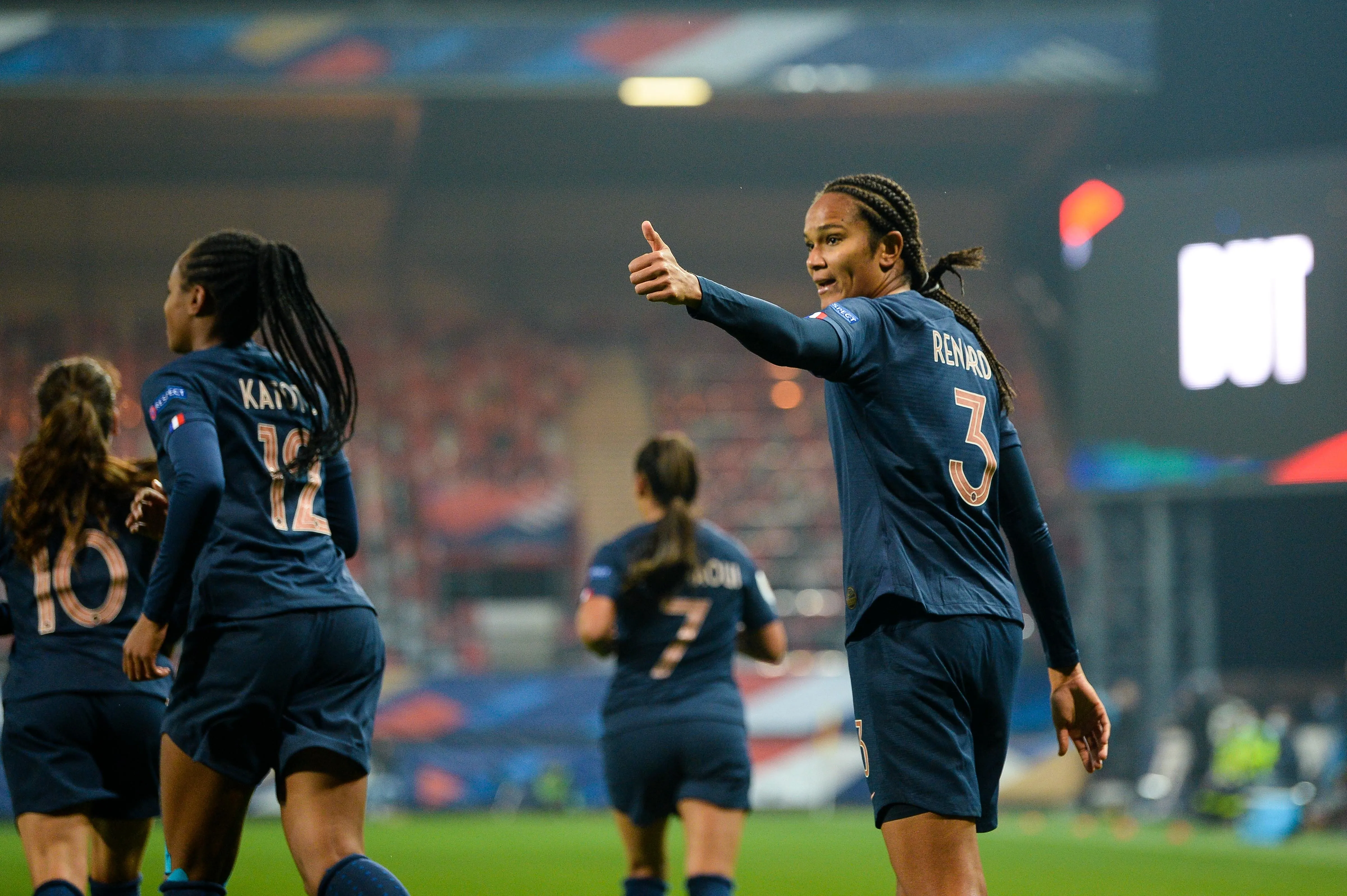 Un doublé de Katoto envoie les Bleues à l&rsquo;Euro