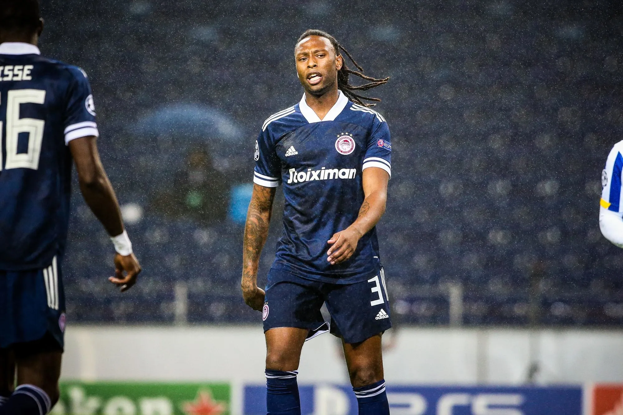 L&rsquo;Olympiakos sanctionne trois joueurs pour une fête dans un hôtel