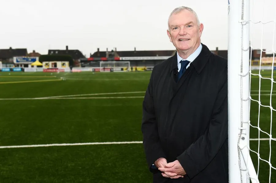 Le président de la FA obligé de s’excuser après des propos racistes