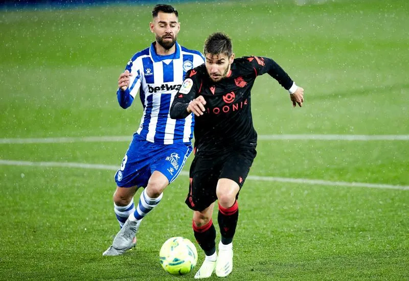 Alavés bloque la Real Sociedad