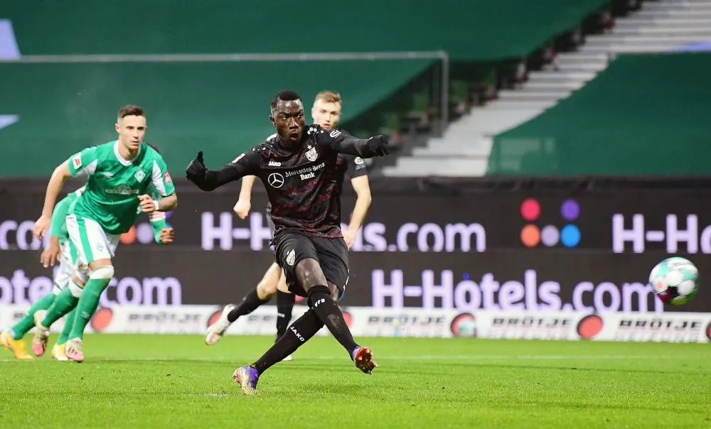 Le clash de la rédac : Silas Wamangituka a-t-il eu tort de marquer en marchant ?