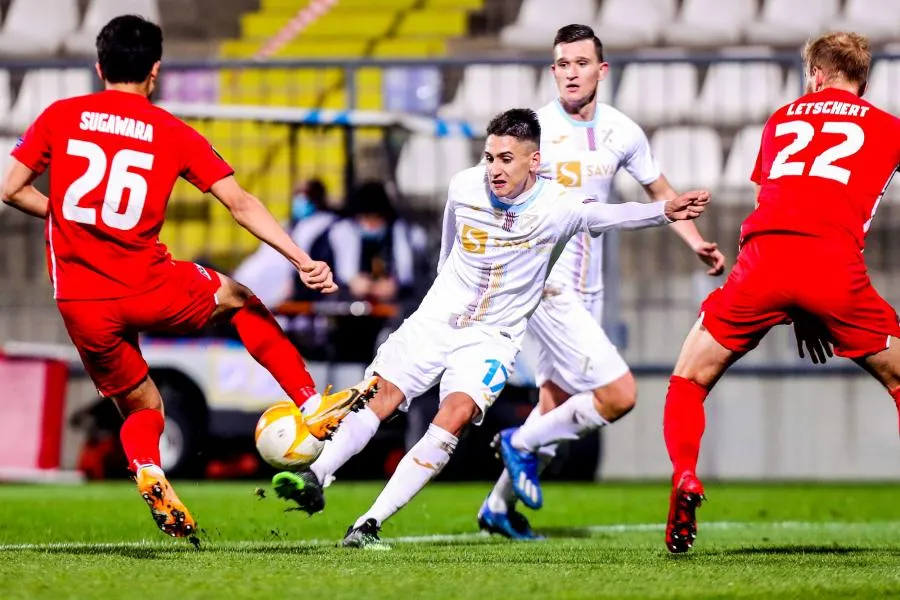 Ça passe pour Naples et la Real Sociedad, l&rsquo;AZ reste à quai