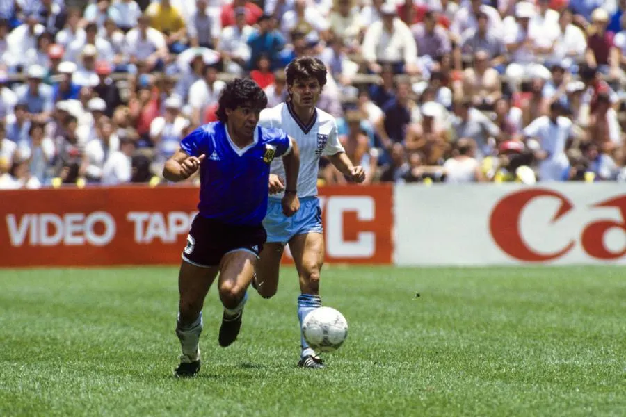 Steve Hodge ne vendra pas le maillot de Maradona