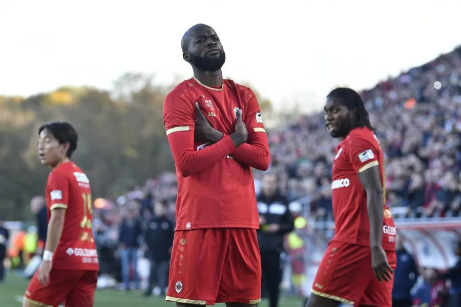 Lamkel Zé débarque à l&rsquo;entraînement avec&#8230; le maillot d&rsquo;Anderlecht