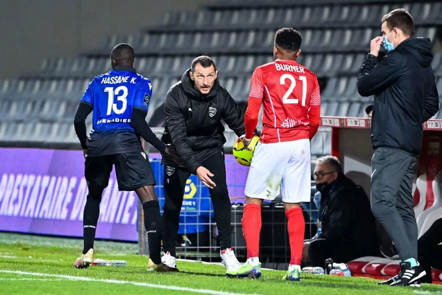 Arpinon allume ses joueurs après la claque à Strasbourg