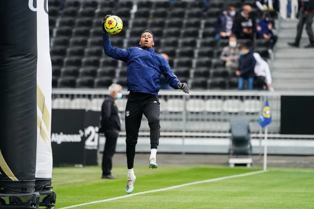 Mandanda, nouveau gardien du Stade lavallois