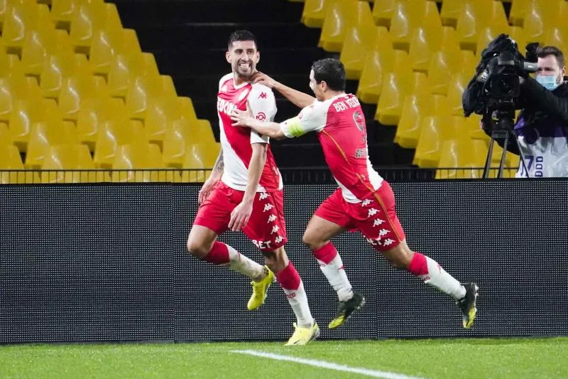 Monaco enfonce Nantes