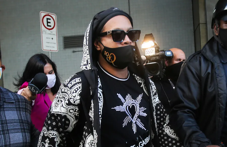 Ronaldinho fait son grand retour…dans la musique