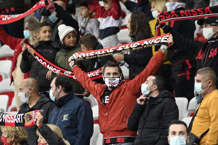 Les ultras niçois manifestent leur colère au centre d&rsquo;entraînement