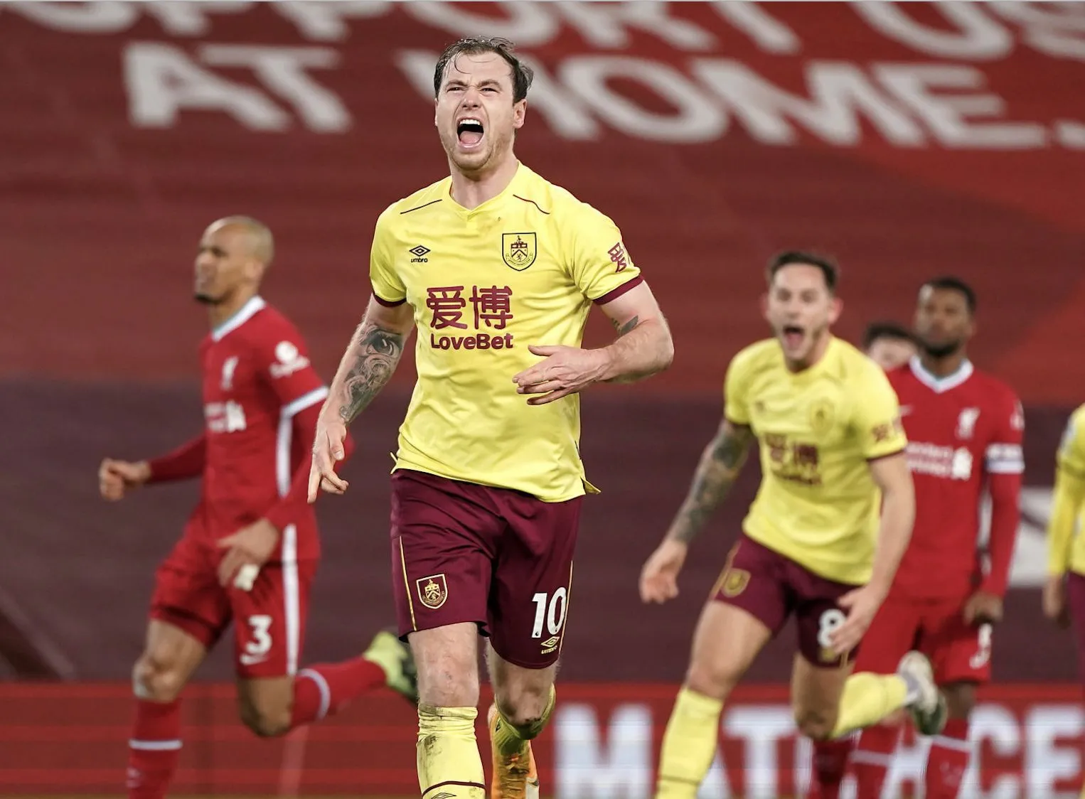 Liverpool plombé à domicile par Burnley