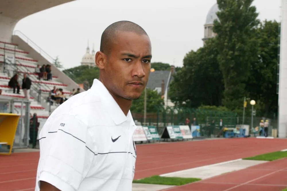 Loris Arnaud : «<span style="font-size:50%">&nbsp;</span>J’aurais pu avoir une meilleure carrière<span style="font-size:50%">&nbsp;</span>»