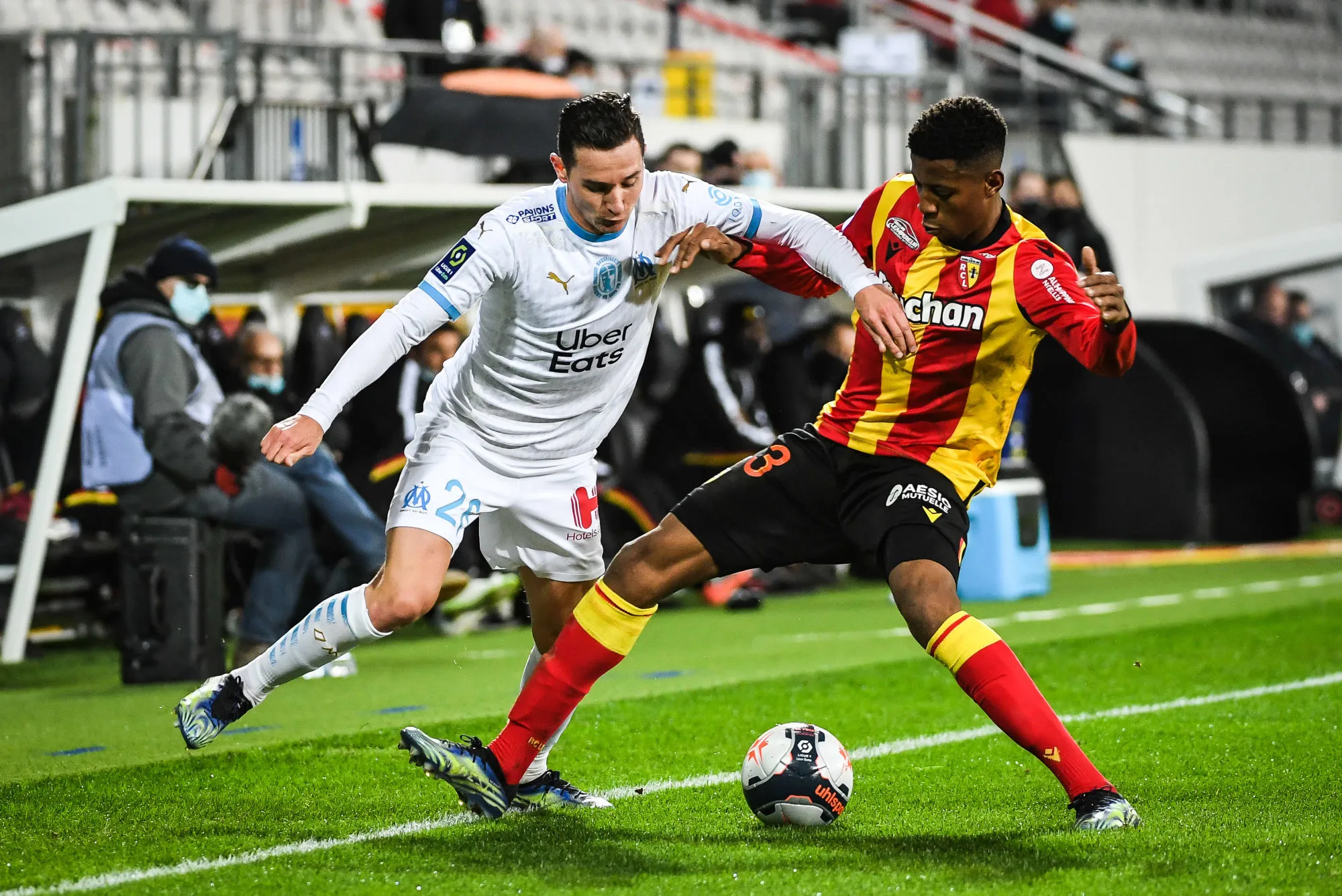 Marseille prend un point dans la douleur à Lens