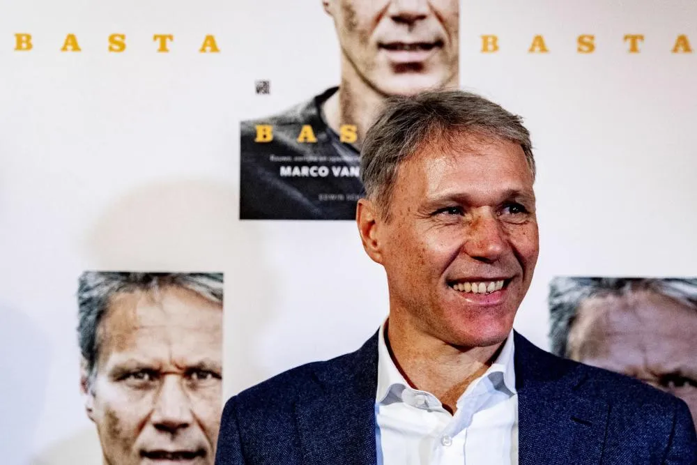 Marco van Basten : «<span style="font-size:50%">&nbsp;</span>Je suis passé du statut de légende à celui de personne invalide<span style="font-size:50%">&nbsp;</span>»