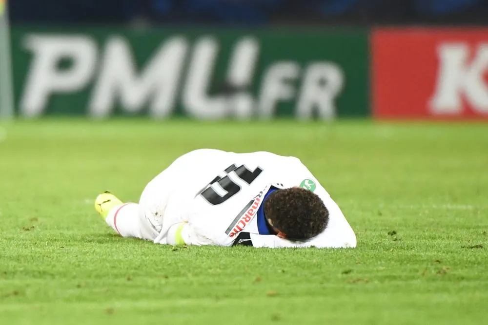 Neymar réagit aux critiques sur son hygiène de vie