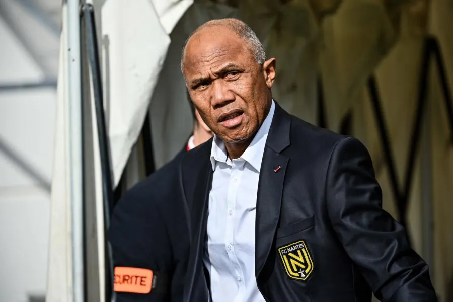 Antoine Kombouaré : «<span style="font-size:50%">&nbsp;</span>On est fragiles, malades<span style="font-size:50%">&nbsp;</span>»