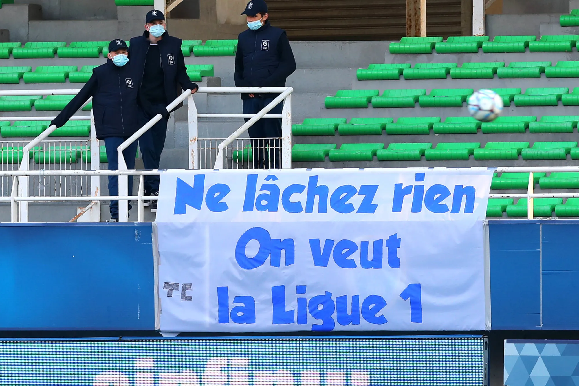 Troyes et Ajaccio s&rsquo;échappent, Clermont et Grenoble patinent