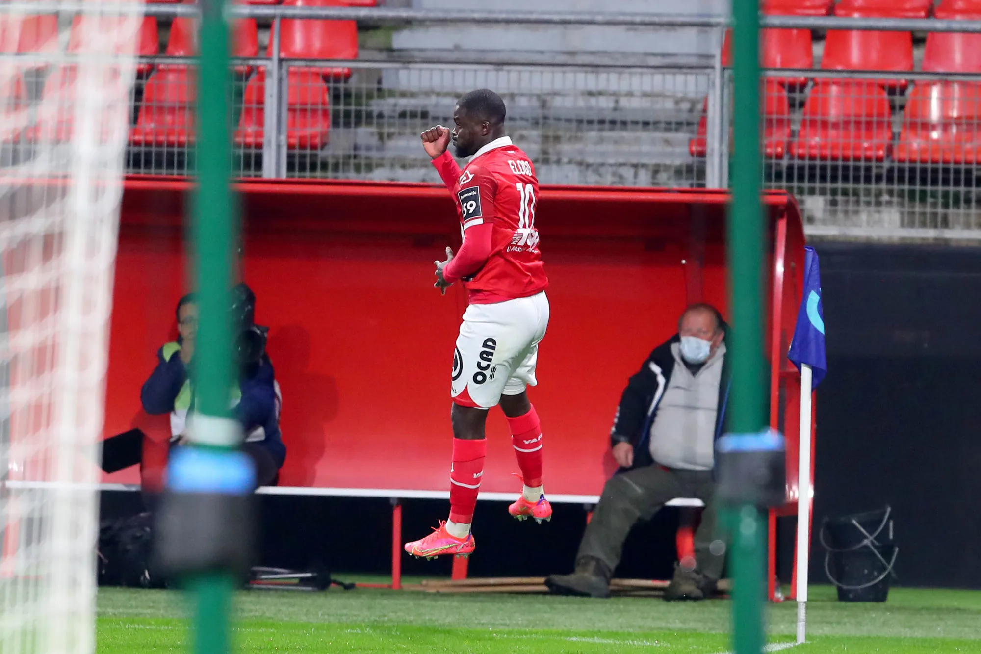 Auxerre et Grenoble grimpent, Châteauroux et Chambly s&rsquo;enfoncent