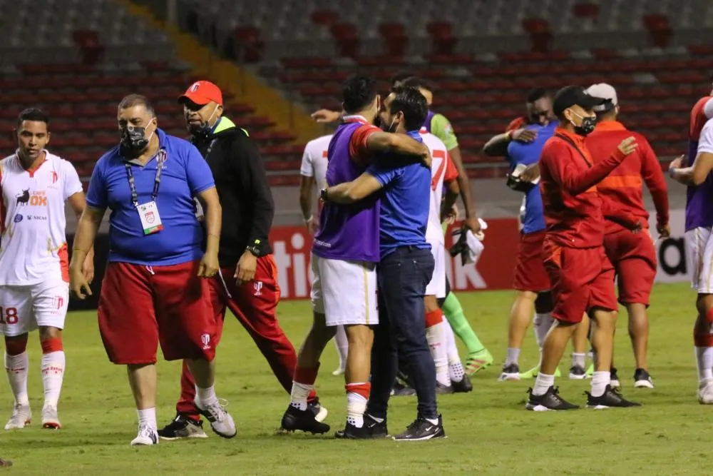 L’entraîneur Nicaraguayen qui fait passer Nagelsmann pour un vétéran