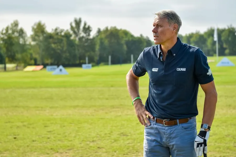 Van Basten veut abolir la règle du hors-jeu