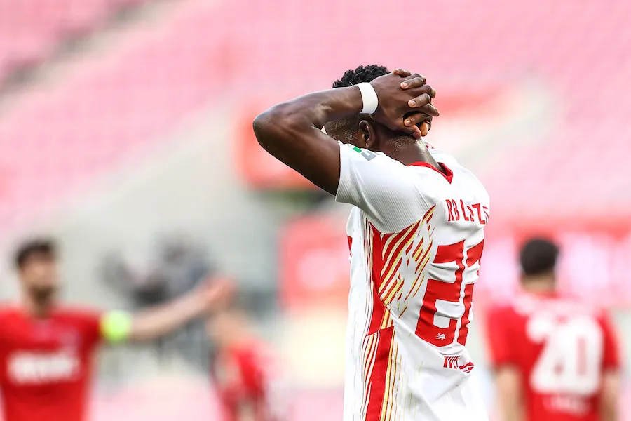 Braqué à Cologne, Leipzig dit adieu au titre