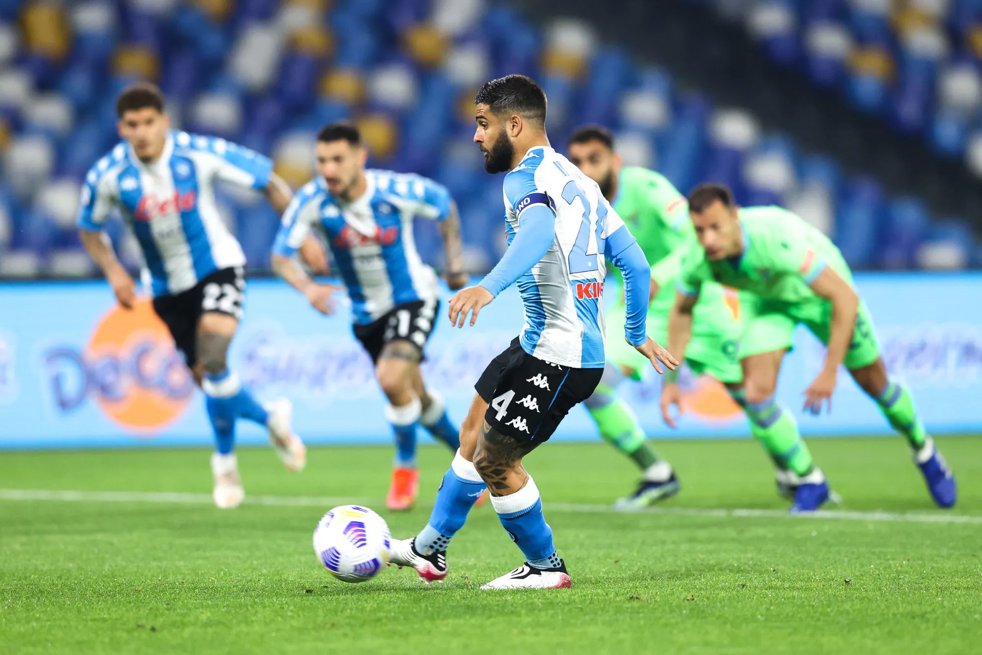 Naples assagit la Lazio au milieu de la foire