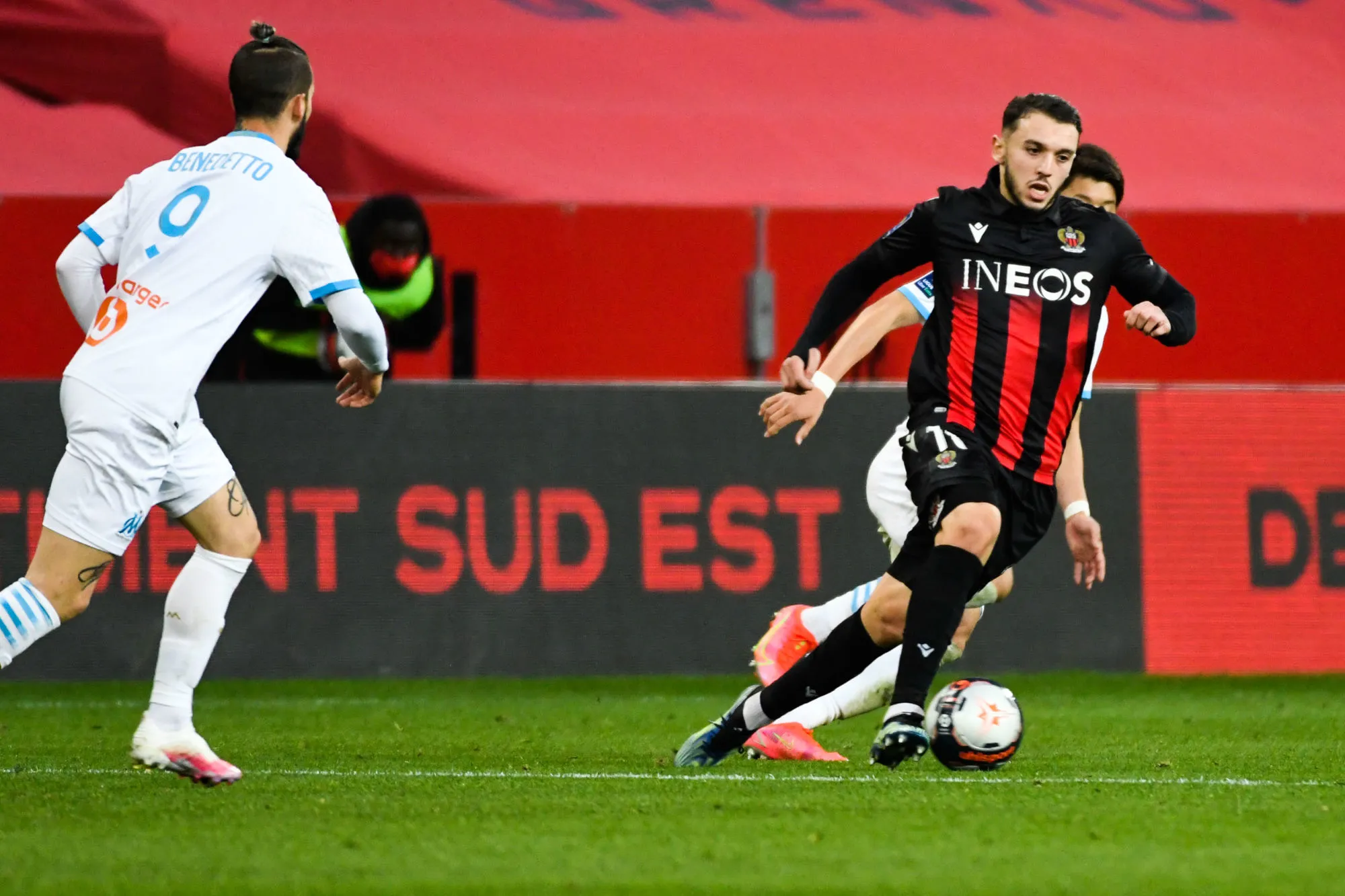 Gouiri : « Aujourd&rsquo;hui, les comparaisons avec Benzema n&rsquo;ont plus vraiment de sens »