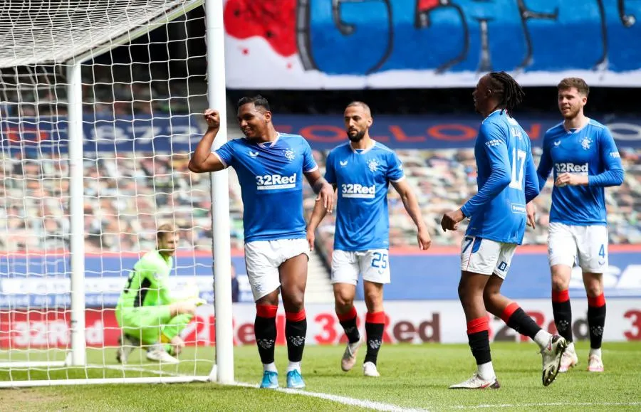 Les Rangers écrasent le Celtic dans le Old Firm