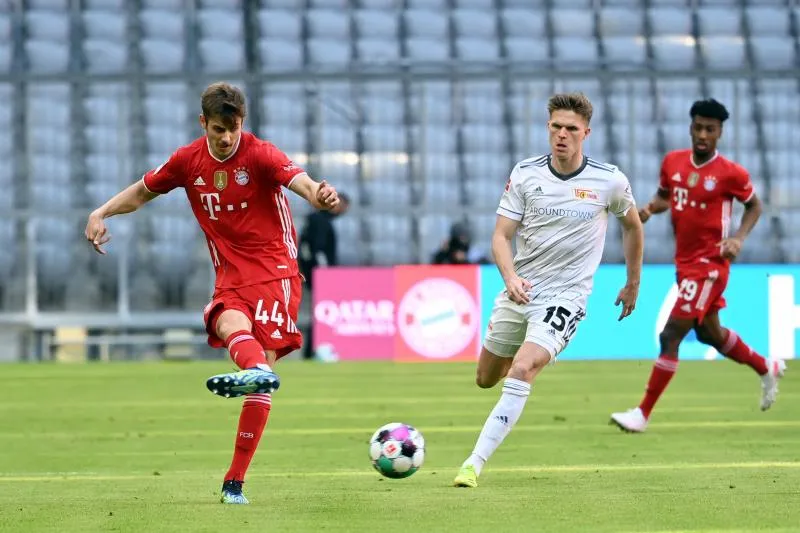 Le Bayern Munich piétine, Francfort toujours plus proche de la C1