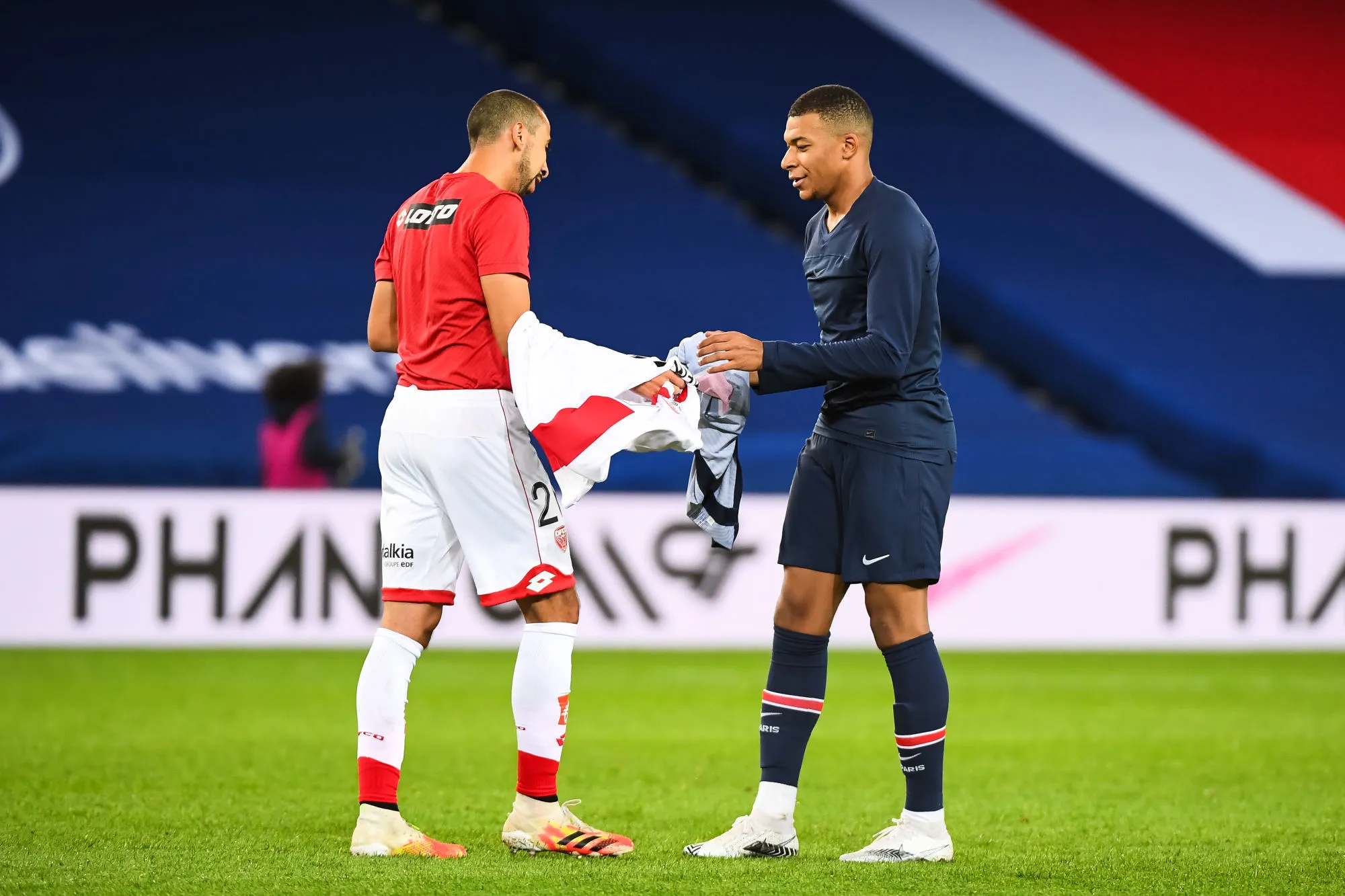 Stop aux échanges de maillots à la mi-temps