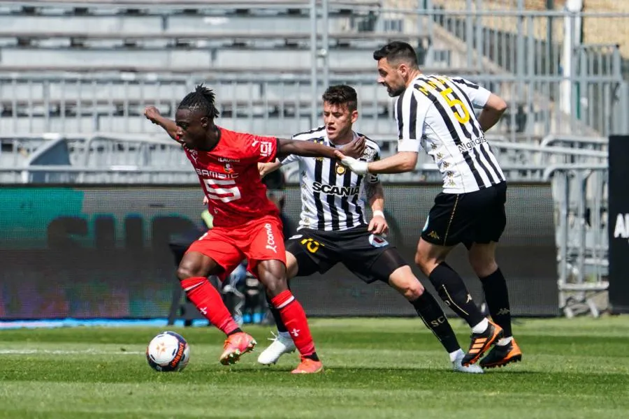 Rennes plie Angers