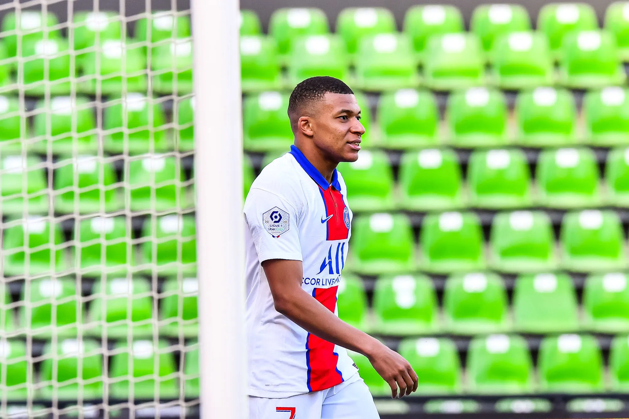 Mbappé : «<span style="font-size:50%"> </span>Si nous perdons le titre, on est les seuls responsables<span style="font-size:50%"> </span>»