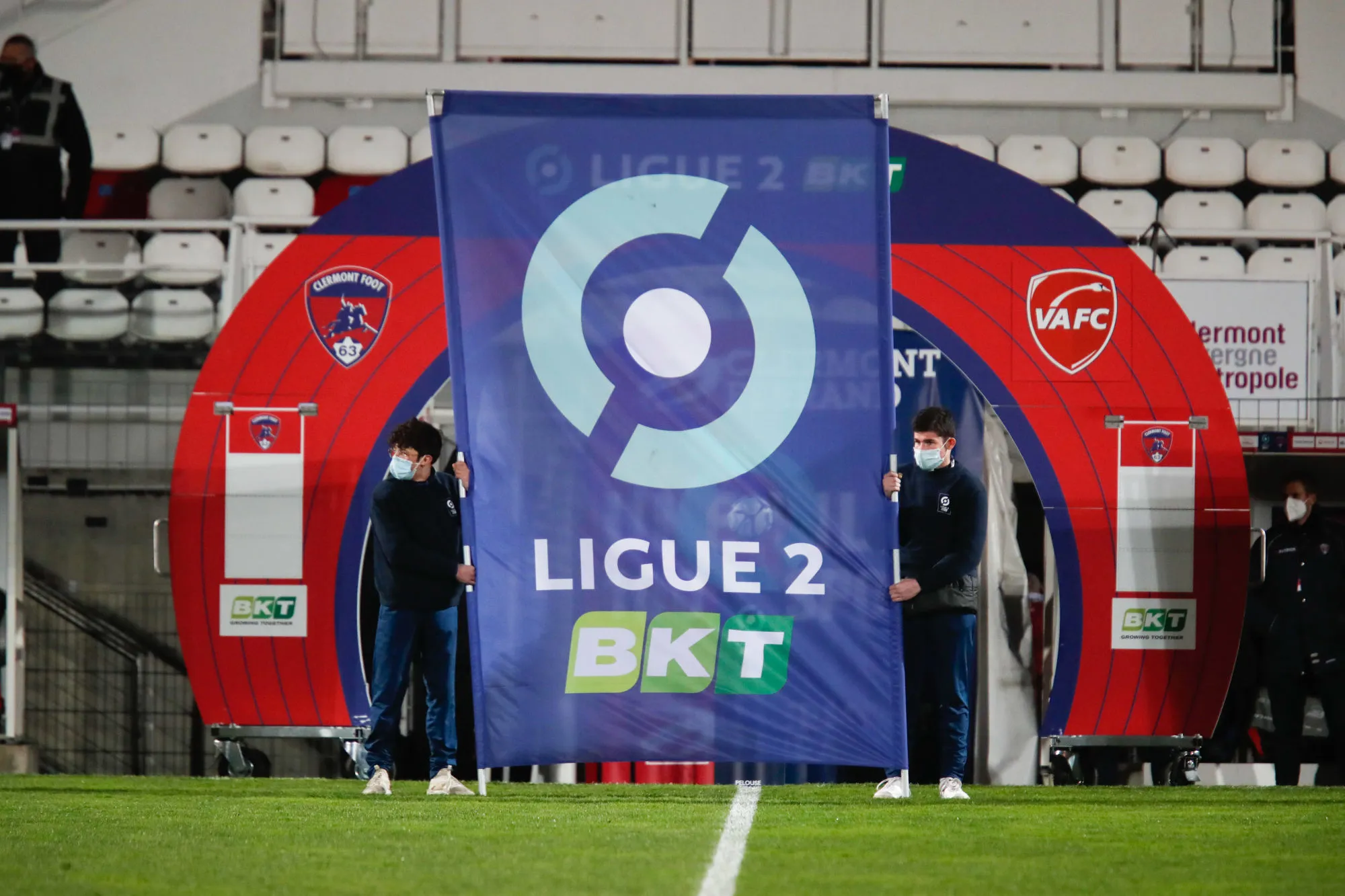 La Ligue 2 s&rsquo;oppose à une Ligue 1 à 18 clubs