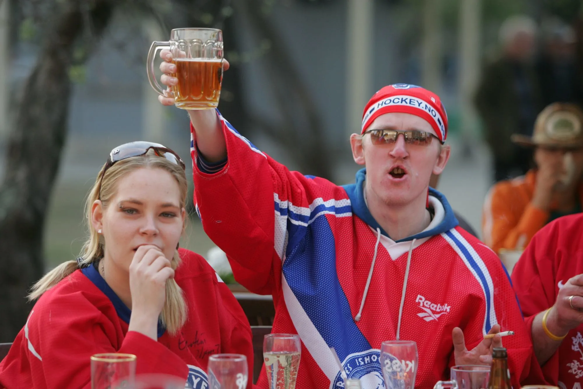 Pourquoi le football est-il meilleur que la réouverture des terrasses ?