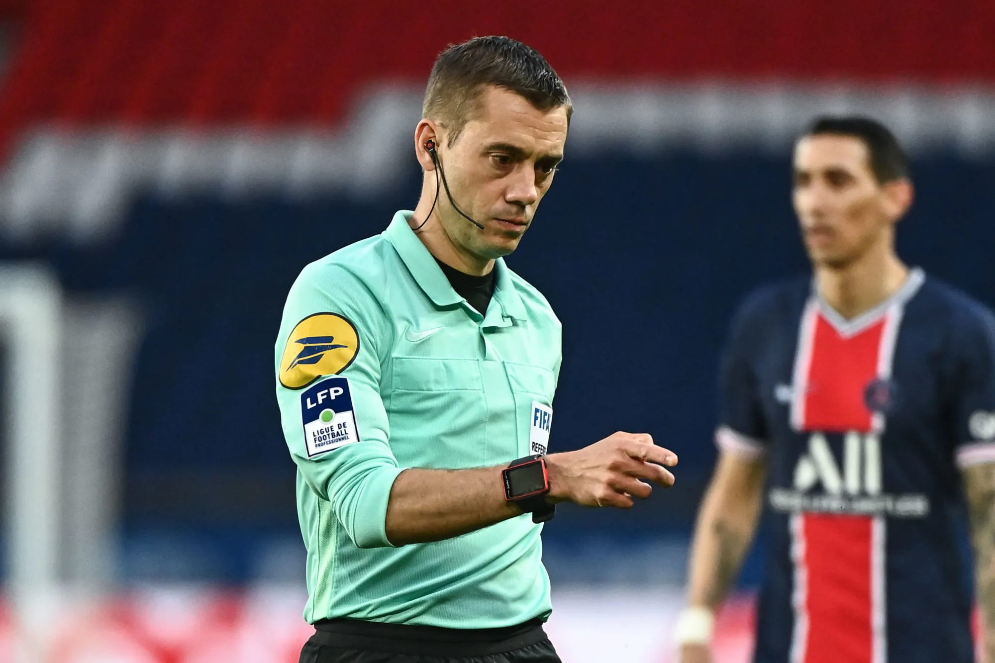 Clément Turpin de nouveau élu meilleur arbitre de Ligue 1