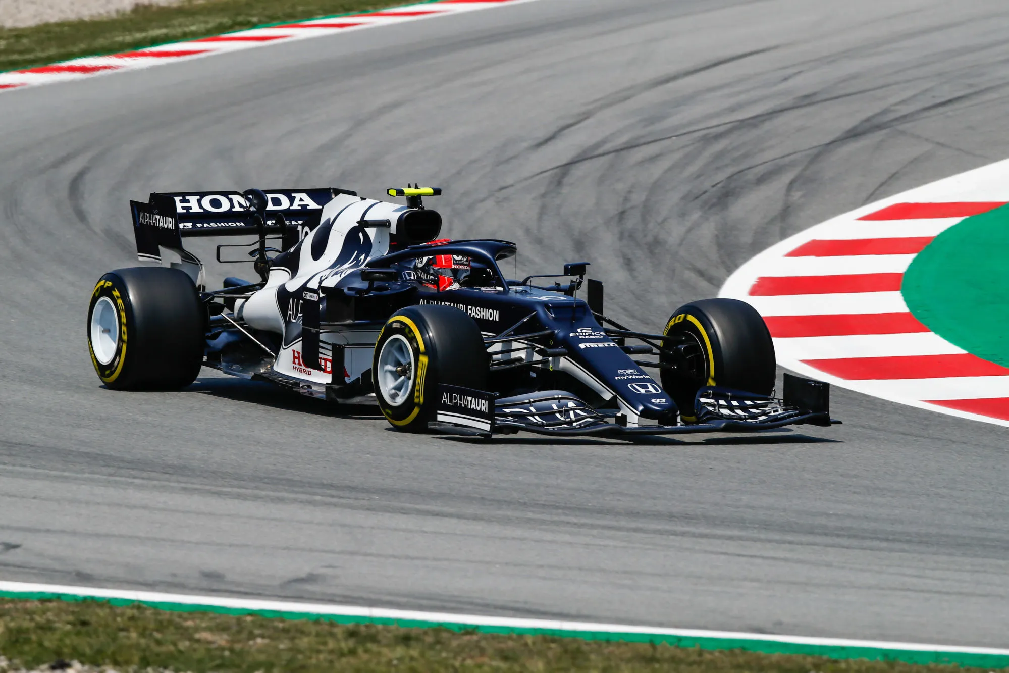 Pierre Gasly : «<span style="font-size:50%">&nbsp;</span>Benzema c’est une Mercedes, une F1 fiable et puissante<span style="font-size:50%">&nbsp;</span>»