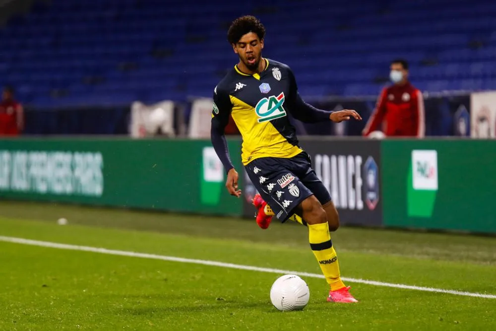 Après avoir privé Lyon de Ligue des champions, Geubbels trolle Jean-Michel Aulas