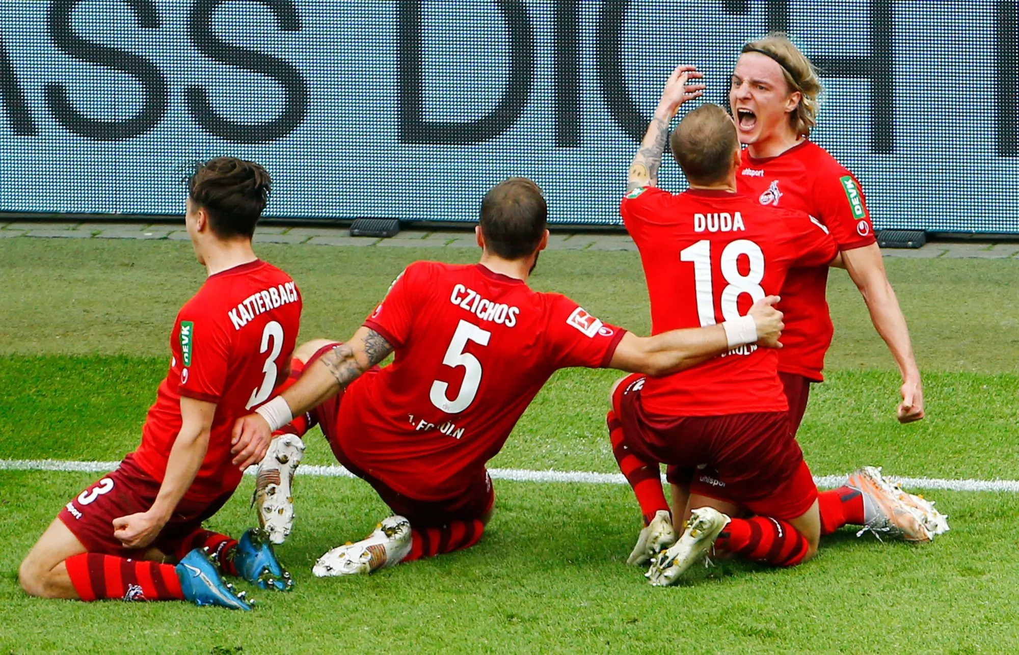 Pronostic Cologne Holstein Kiel : Analyse, cotes et prono du barrage de Bundesliga